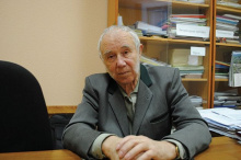 Поздравляем с Днём рождения Михаила Еськова!